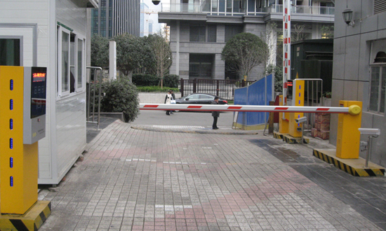 停车场收费系统价格与服务解析